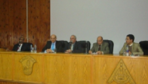 The Faculty Dean meets the Faculty Members' Staff